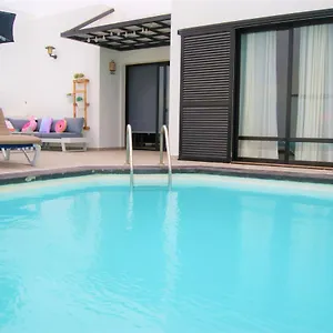 Lau Haizeta Villa