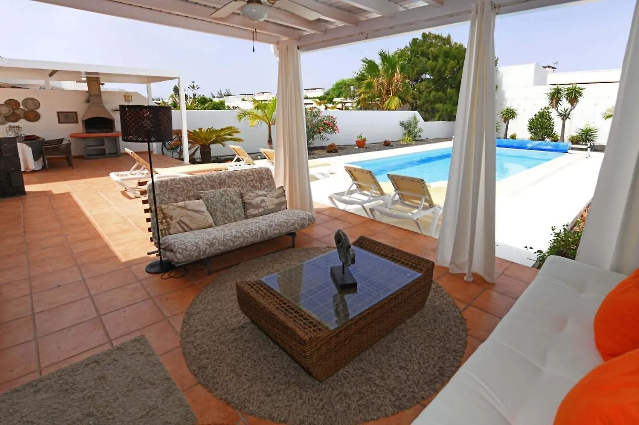 Villa Laura Playa Blanca  0*, Playa Blanca (Lanzarote) Spain