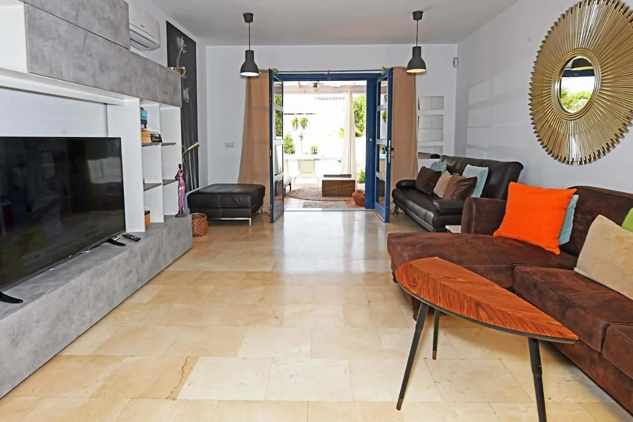 Сasa de vacaciones Villa Laura Playa Blanca  España